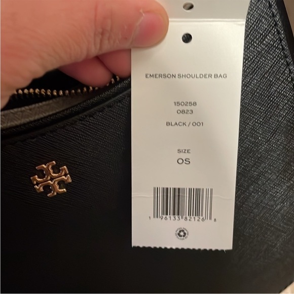 New , Authentic Tory Burch emerson zip shoulder bag - Picture 16 of 16